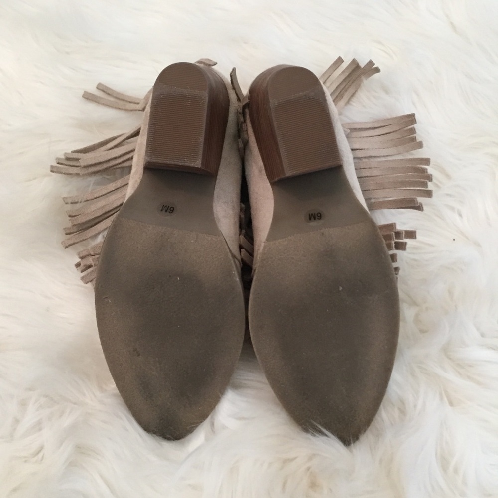💗SALE💗 Worn once- suede tassel booties - Picture 5 of 6
